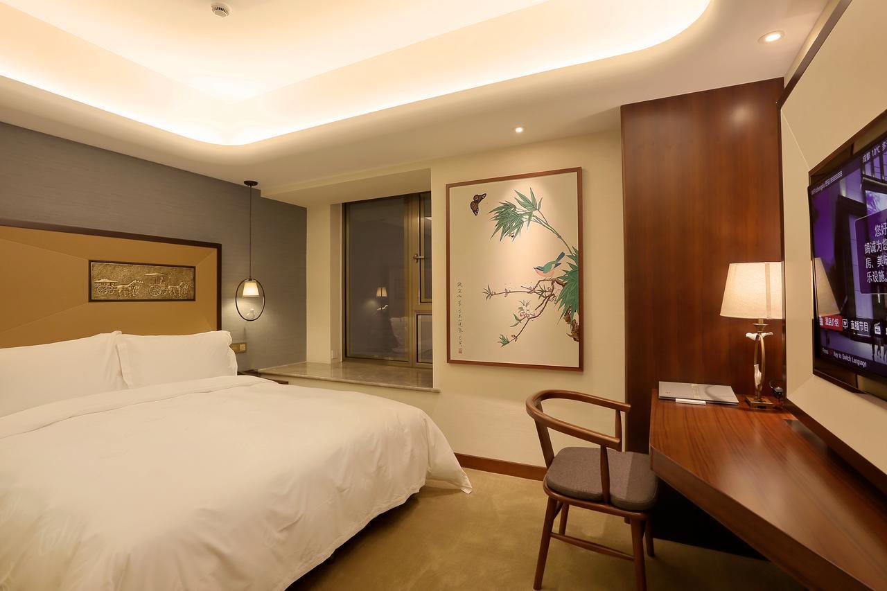 Lujia International Hotel Chengdu Exterior photo