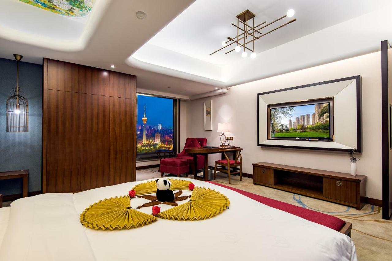 Lujia International Hotel Chengdu Exterior photo