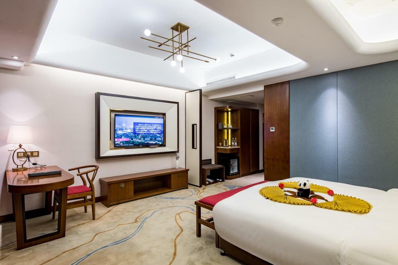 Lujia International Hotel Chengdu Exterior photo